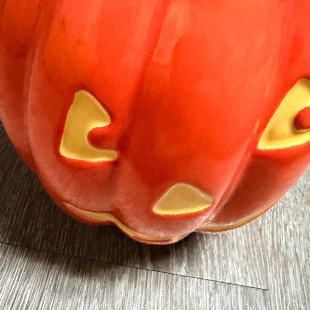 Hallmark Pumpkin Jack-O-Lantern Ceramic Cookie Jar with Spider Detail Orange